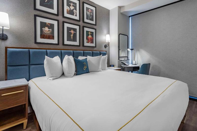 The Draper New York Tapestry Collection by Hilton - image 12