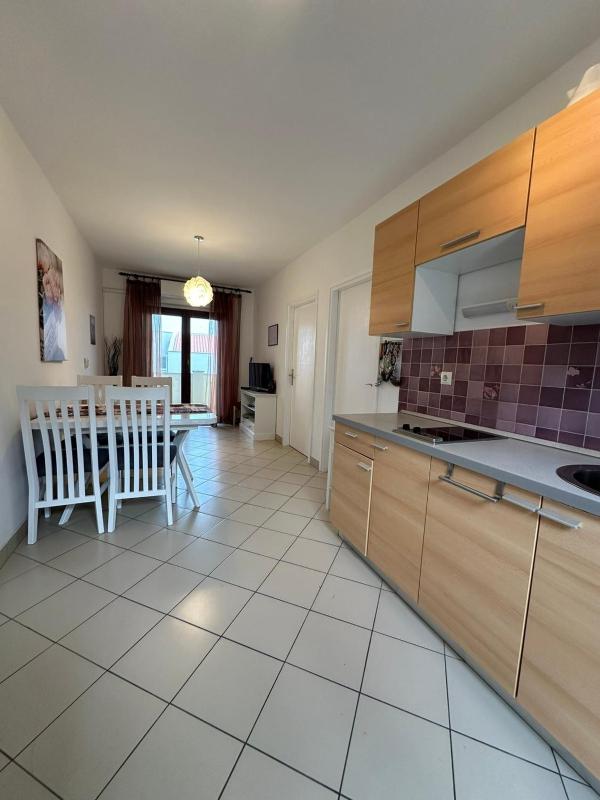 Two-Bedroom Apartment with Terrace and Sea View image 4