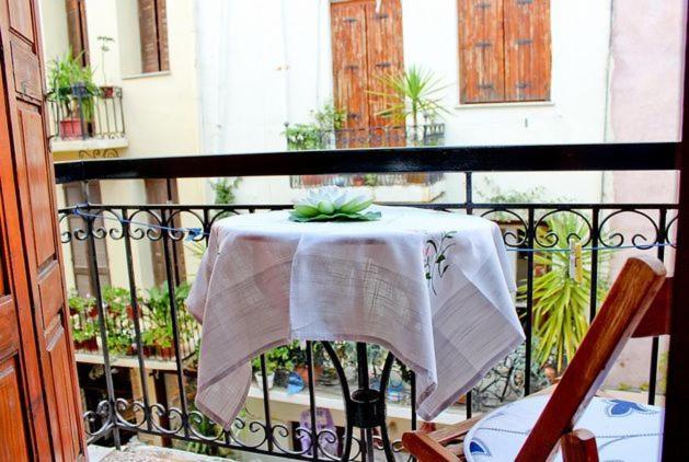 Double or Twin Room with Balcony image 4