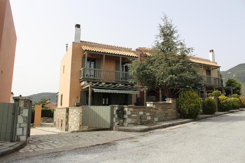 Elatos Sea House Images
