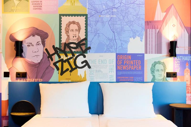 Quadruple Room image 4