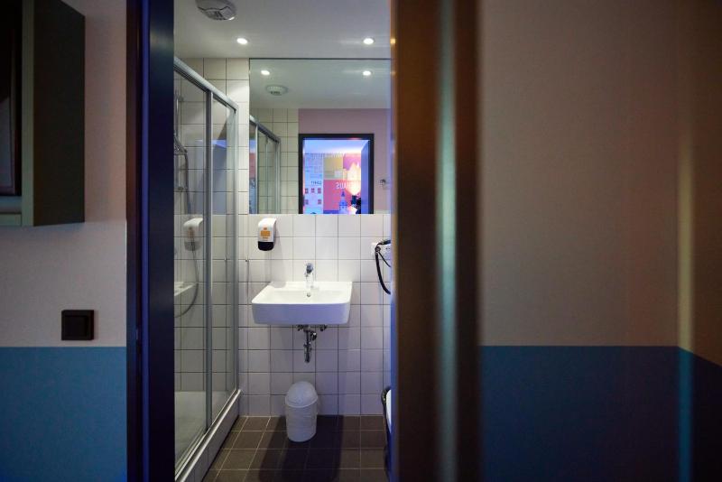 Business Double Room image 4