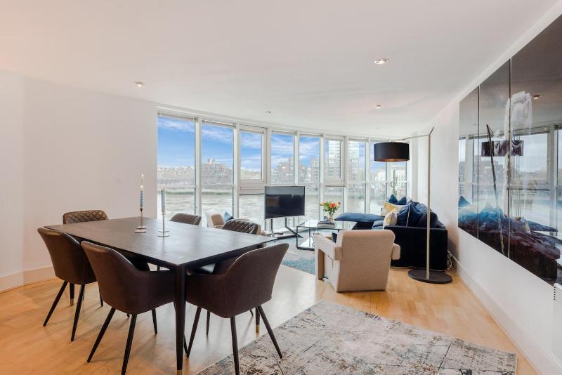 Apartment with Balcony image 1