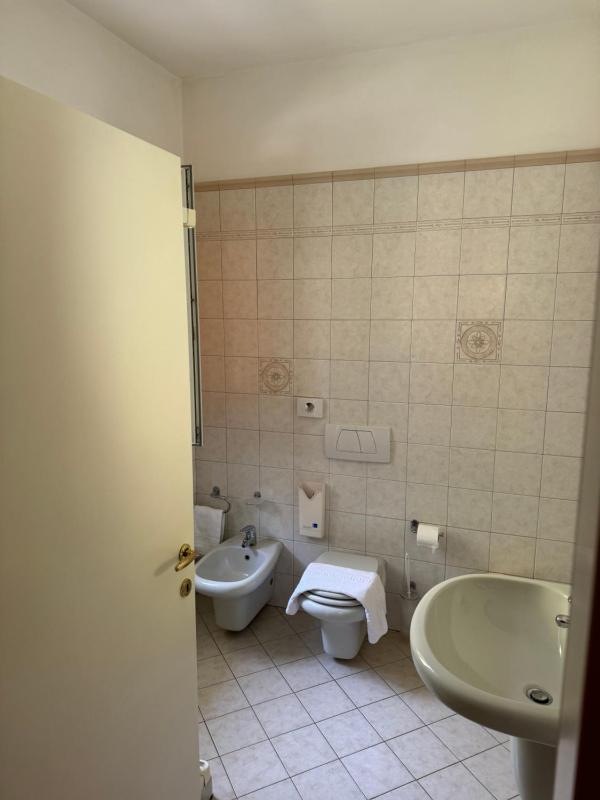 Quadruple Room image 4