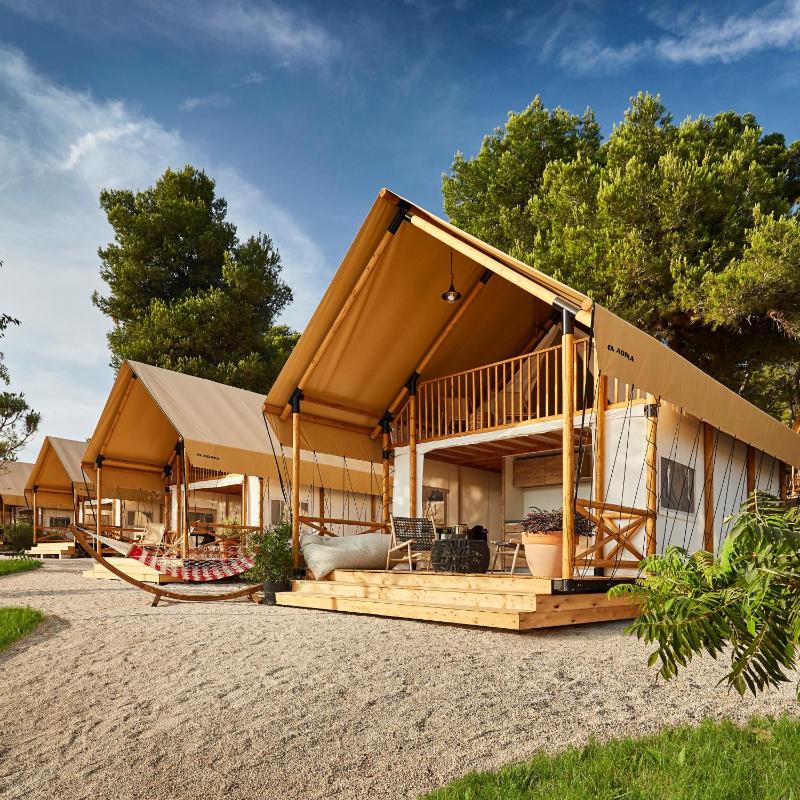 Superior Two-Bedroom Safari Tent image 1