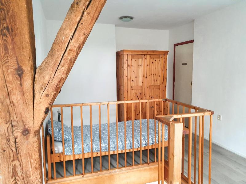 One-Bedroom Apartment image 3