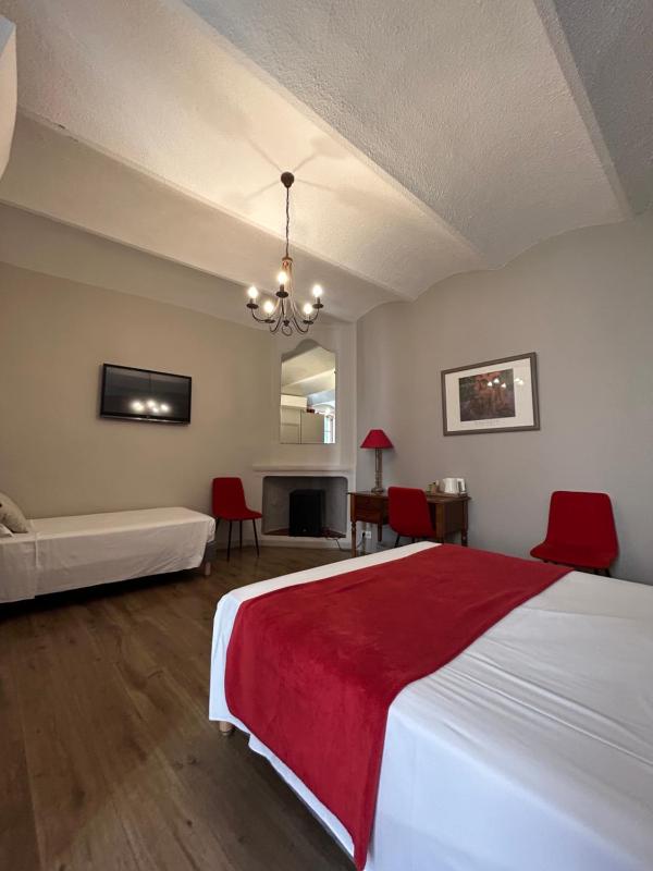 Triple Room image 1