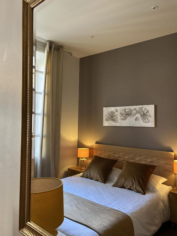 Double Room image 4
