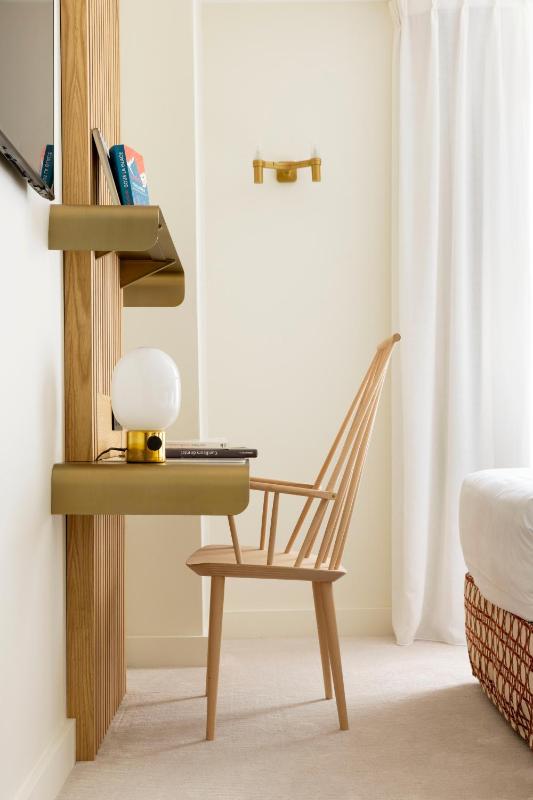 Superior Double Room image 3