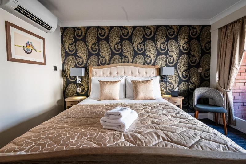 Executive King Room - Non-Smoking image 2