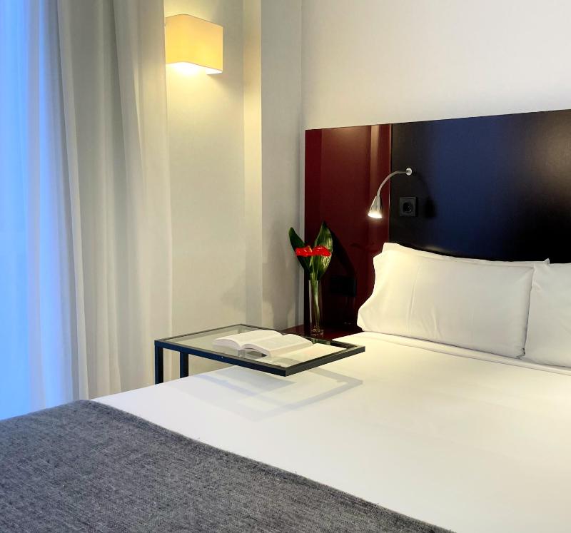 Double Room image 1