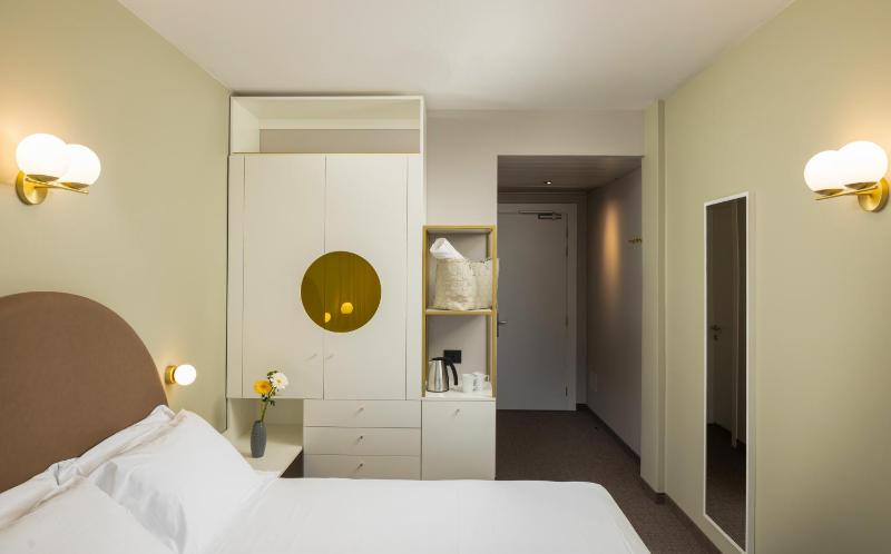 Comfort Twin/Double Room image 4