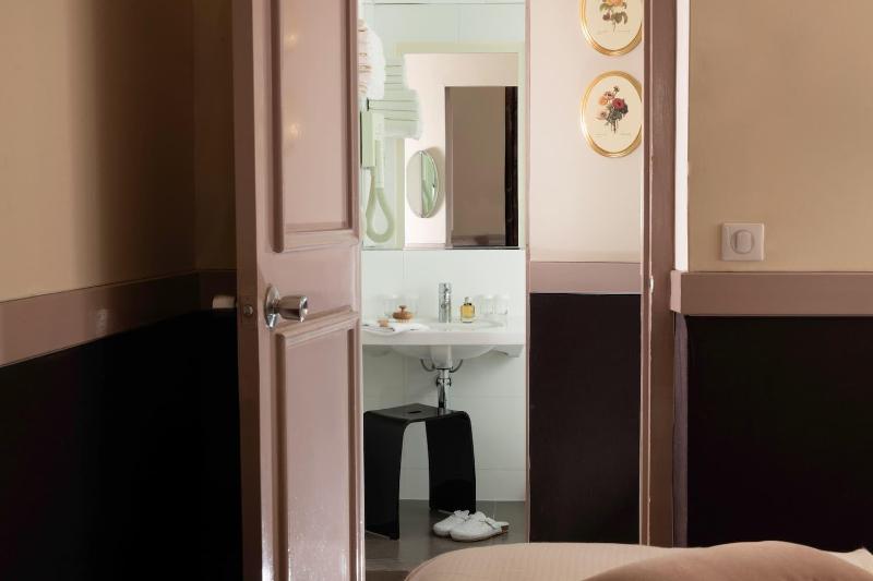 Family Two-Bedroom Suite image 4