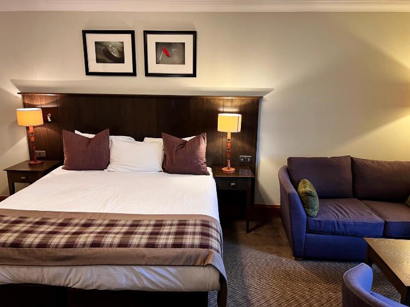 Deluxe Double Room image 2