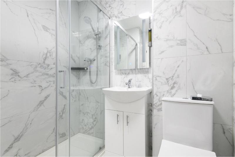 Special Occasion King Room image 1