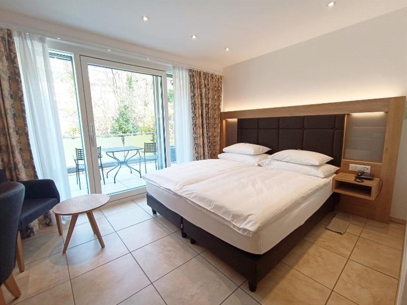 Standard Double Room image 1