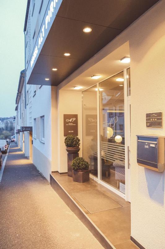 Hotel Restaurant Alt Pirmasens Images