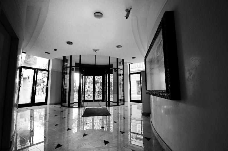 King Apartments - image 9