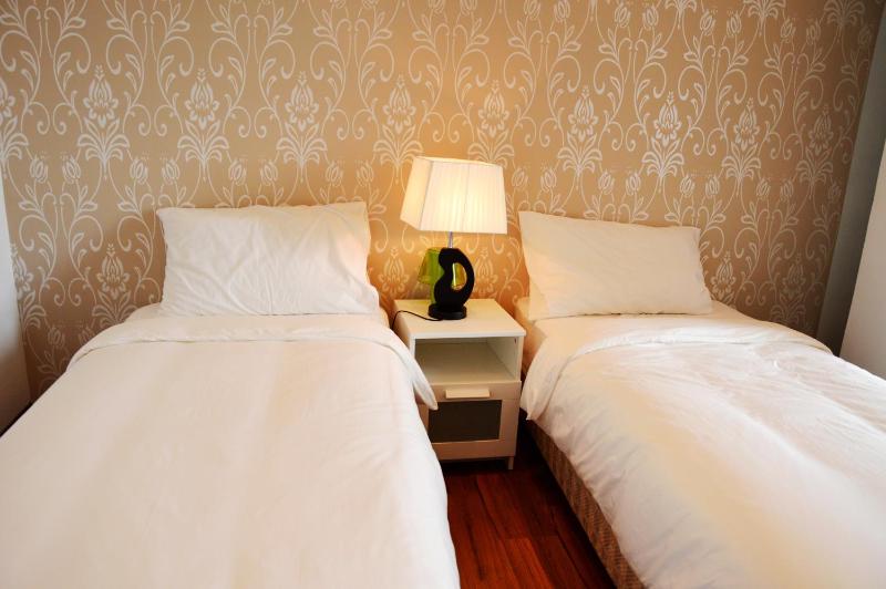 Taragon Residences - image 5