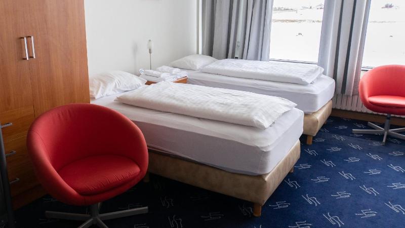 Bed in 6-Bed Mixed Dormitory Room image 4