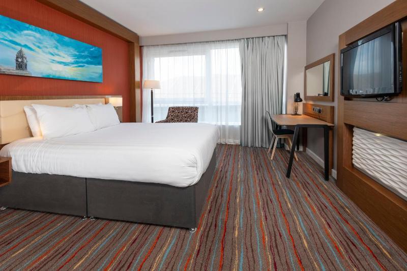 Double Room image 3