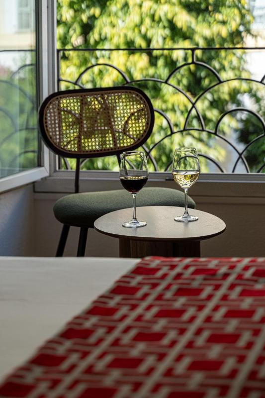 Superior Double or Twin Room, stairs only image 2