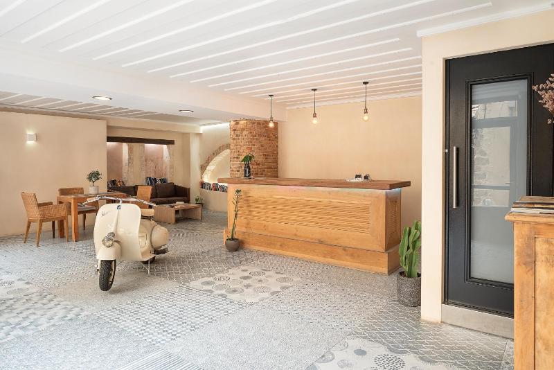 Vranas Ambiance Hotel - image 10