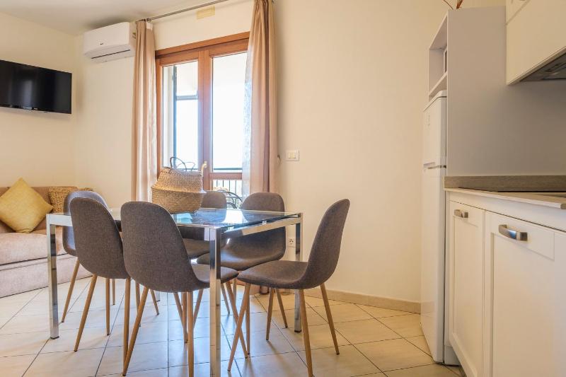 Three-Bedroom Suite image 4