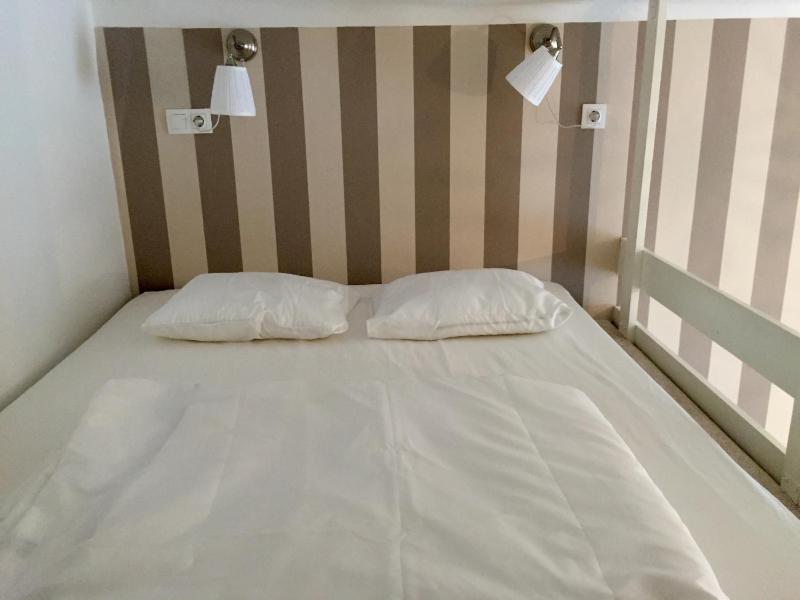 Standard Split-Level Family Apartment image 4