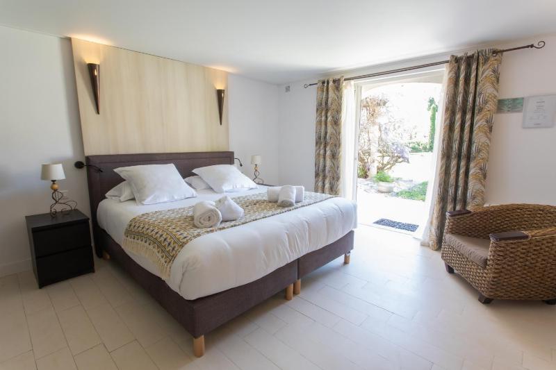 Double Room image 4