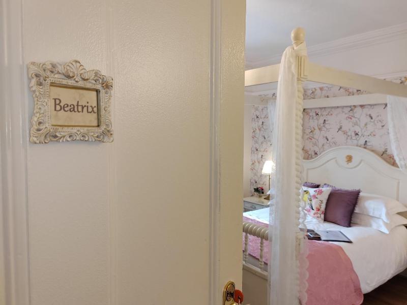 Deluxe Double Room with Shower image 1