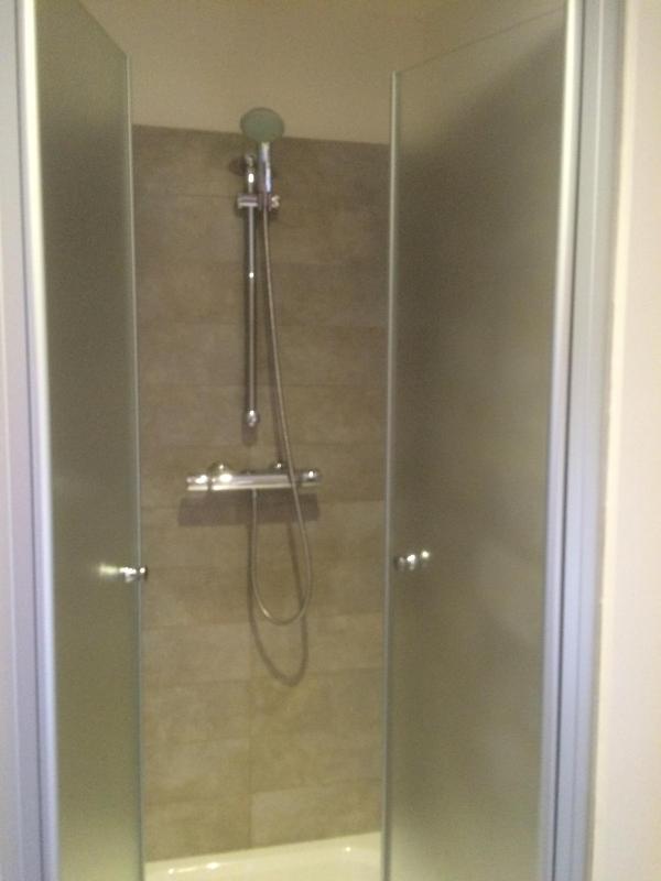 Standard Double or Twin Room image 3