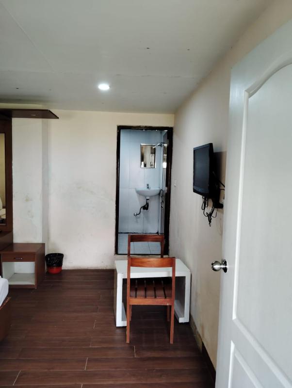 HAZRATH INN - image 33