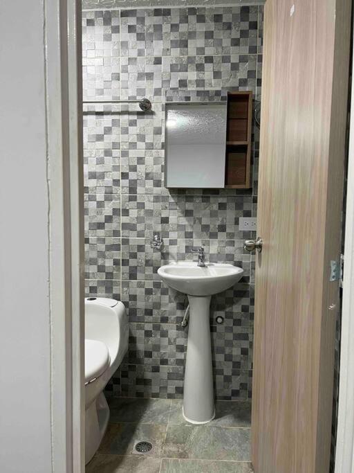 Apto de lujo 101 2 hab 3 baños - image 34