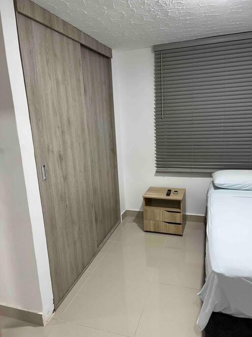 Apto de lujo 101 2 hab 3 baños - image 10