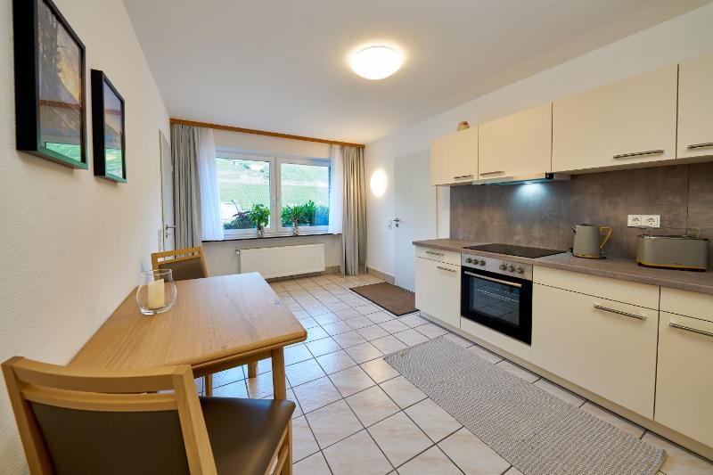 Apartment image 3