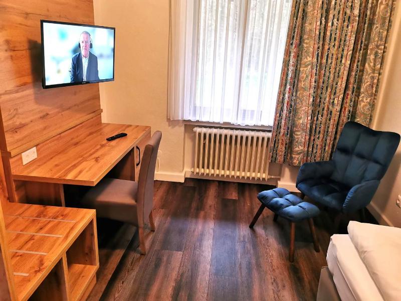 Single Room image 4