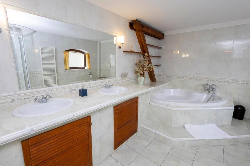 Two-Bedroom Apartment image 2