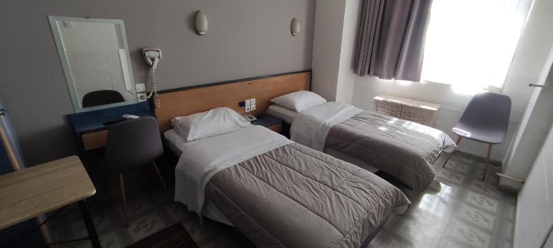 Single Room image 1