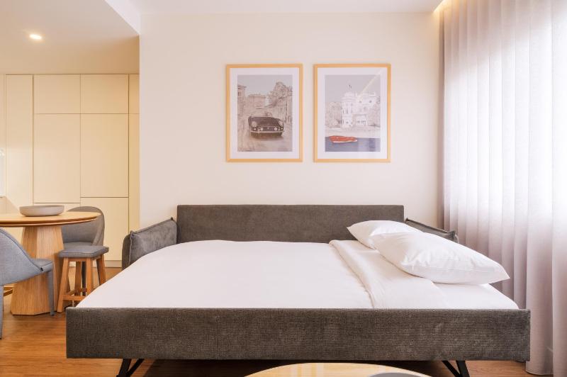 Catarina Serviced Apartments by HostWise - image 40