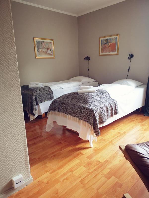 Double Room with Private Bathroom image 4