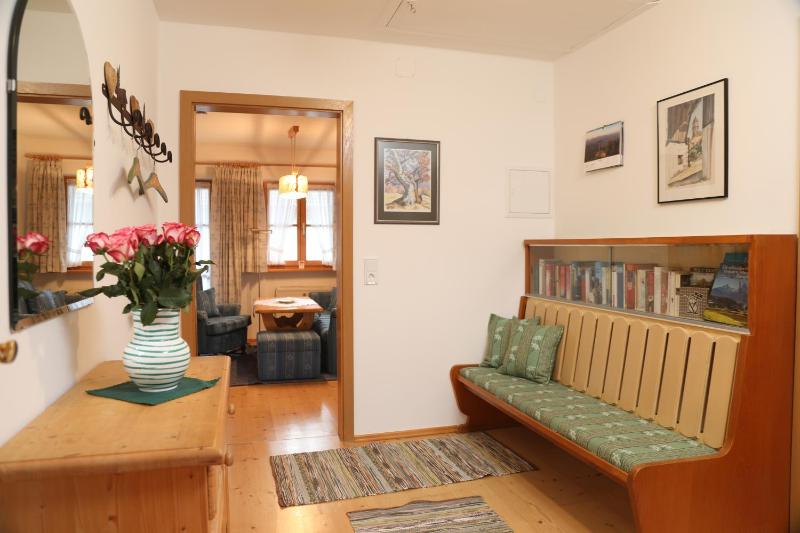 One-Bedroom Apartment image 2