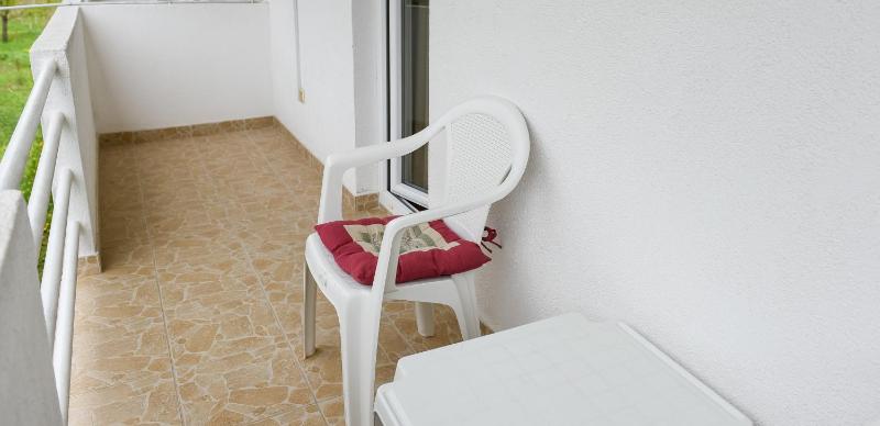 Double Room with Balcony image 3