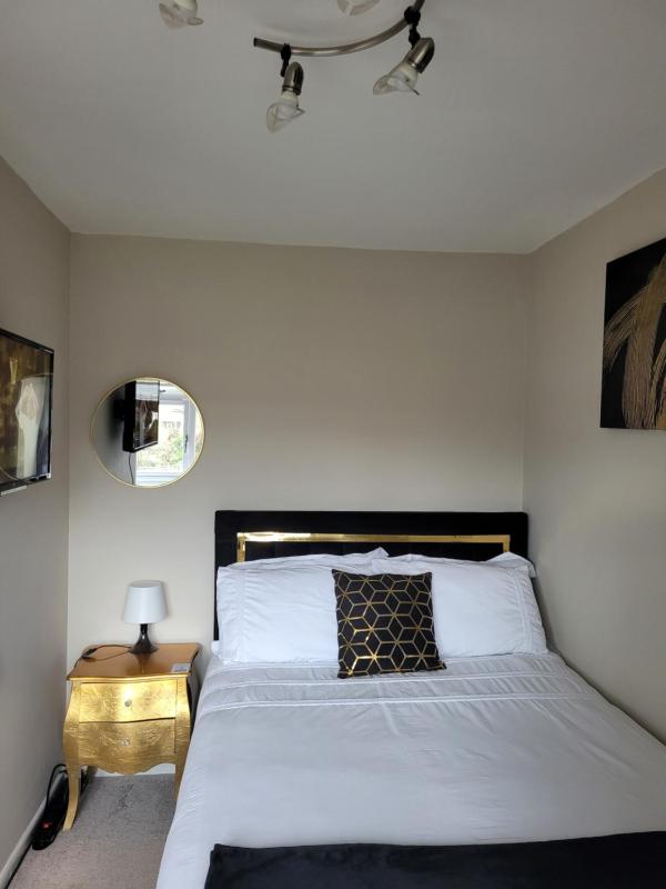 NB's Cozy Nook, WIGAN Images