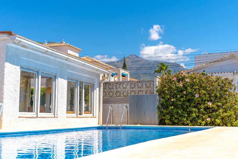 Villa Sevilla Casasol - image 8