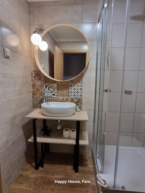 Happy House - image 46