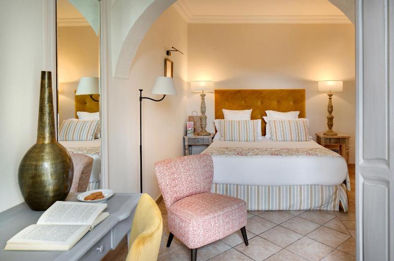 Classic Room image 1