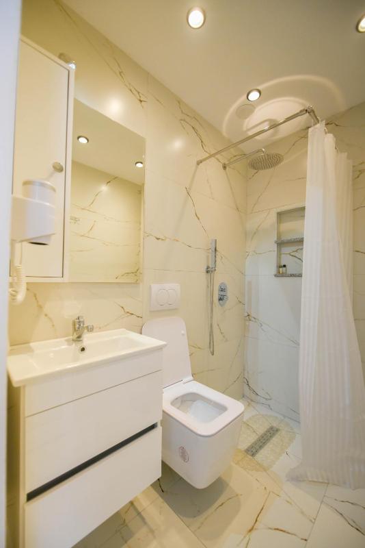 Triple Room image 2