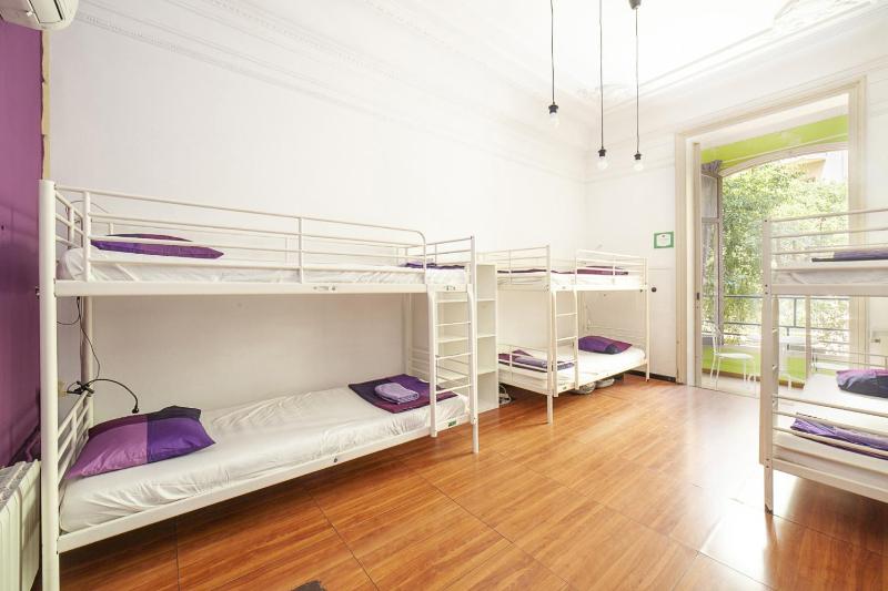 Fabrizzios Terrace Hostel - image 14