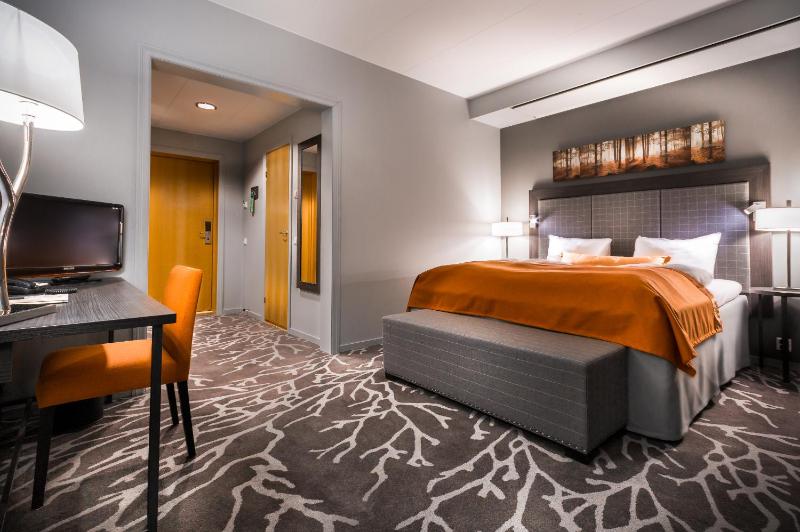 Superior Double Room with Mountain View image 2